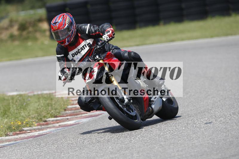 /27 12.06.2025 Ducati Schweiz Trackday Warmup  ADR/blau-bleu/23